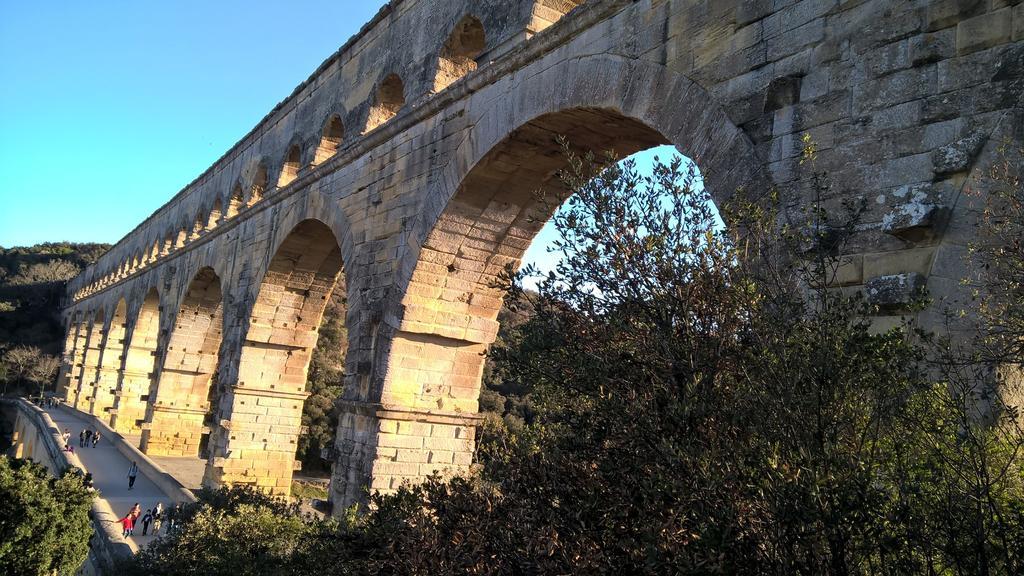 Le Pre Aux Cigales Villa Uzes Exterior photo